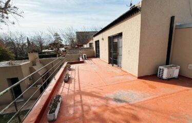 Casa en Juarez Celman y Bv. Argentino