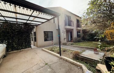 Casa en Juarez Celman y Bv. Argentino