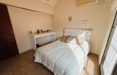 Casa en Juarez Celman y Bv. Argentino