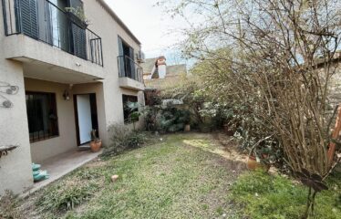 Casa en Juarez Celman y Bv. Argentino