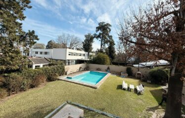 Casa en Juarez Celman y Bv. Argentino