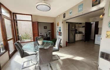 Casa en Juarez Celman y Bv. Argentino