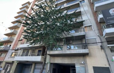 Departamento en Primero de Mayo al 1400