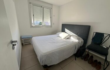 Departamento en Primero de Mayo al 1400