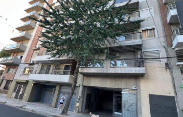 Departamento en Primero de Mayo al 1400