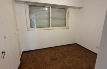 Departamento en Montevideo al 1700