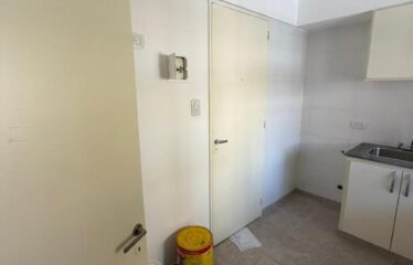 Departamento en Montevideo al 1700