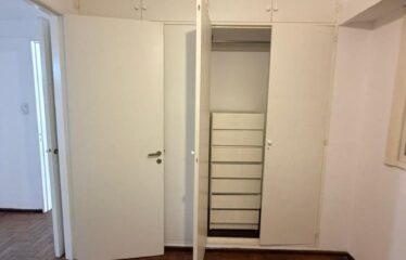 Departamento en Montevideo al 1700