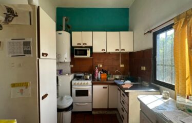 Casa en Pasaje Banco Nación al 600