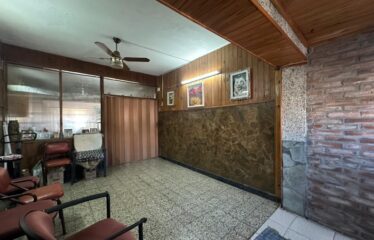 Casa en Pasaje Banco Nación al 600