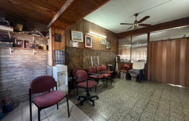 Casa en Pasaje Banco Nación al 600