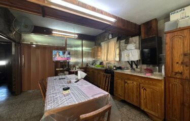 Casa en Pasaje Banco Nación al 600