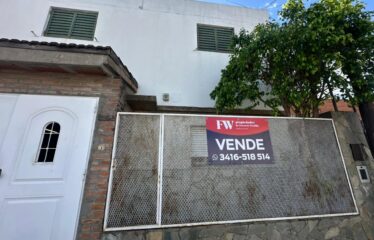 Casa en Pasaje Banco Nación al 600