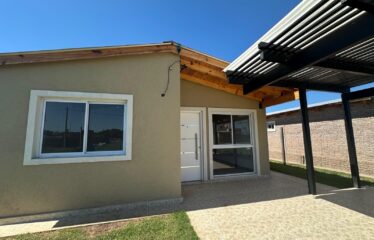 Casa en El Plumerillo al 3100, Pueblo Esther