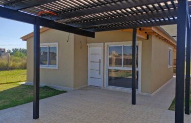 Casa en El Plumerillo al 3000, Pueblo Esther