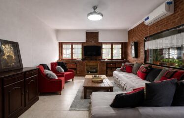Casa en Juan Manuel de Rosas al 3100