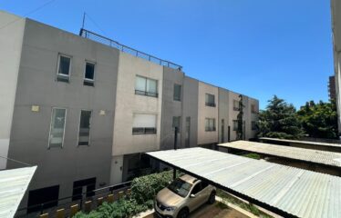 Departamento monoambiente en Alem al 2400