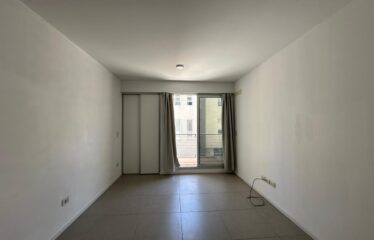 Departamento monoambiente en Alem al 2400