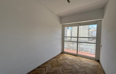 Departamento en 3 de Febrero al 1200