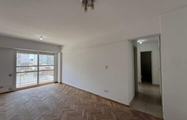 Departamento en 3 de Febrero al 1200