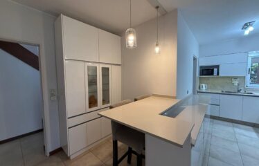 Casa en Cadaqués, Funes Hills