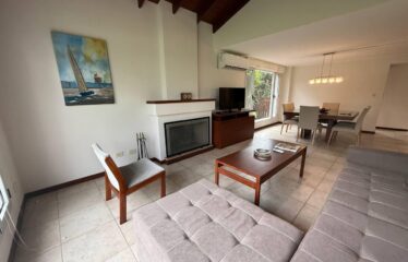 Casa en Cadaqués, Funes Hills