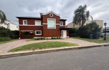 Casa en Cadaqués, Funes Hills