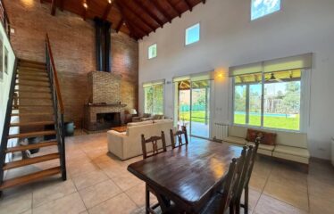 Casa en Miraflores, Funes Hills