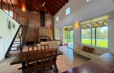 Casa en Miraflores, Funes Hills