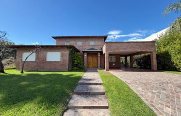Casa en Miraflores, Funes Hills