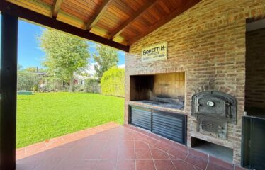 Casa en Miraflores, Funes Hills