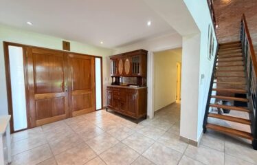 Casa en Miraflores, Funes Hills