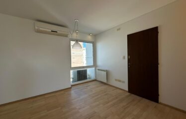 Departamento en Brown al 2000