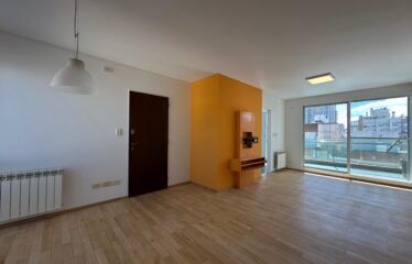 Departamento en Brown al 2000