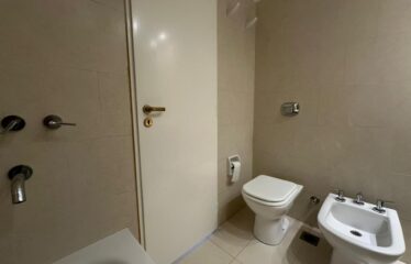 Departamento en Brown al 2000