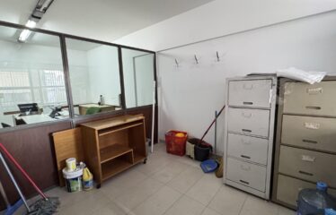 Oficina en Pasaje Araya 600