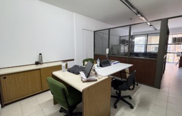Oficina en Pasaje Araya 600