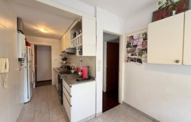 Departamento en 3 de Febrero al 2000