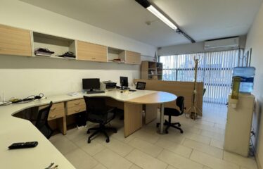 Oficina en Pasaje Araya 600
