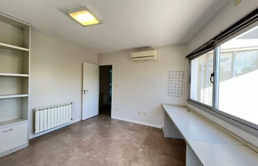 Casa en Miraflores, Funes Hills