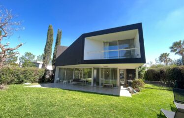 Casa en Miraflores, Funes Hills