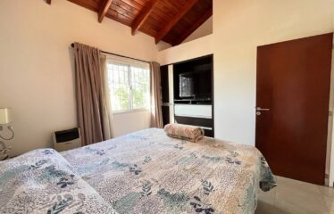 Casa en Esteban de Luca al 1600, Funes