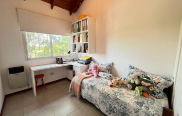 Casa en Esteban de Luca al 1600, Funes