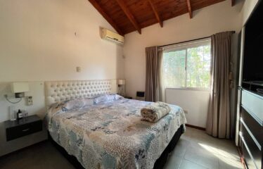 Casa en Esteban de Luca al 1600, Funes
