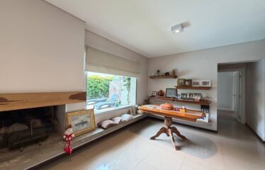 Casa en Miraflores, Funes Hills