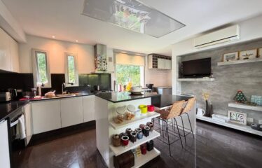 Casa en Miraflores, Funes Hills
