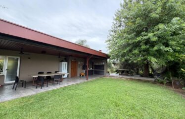 Casa en Miraflores, Funes Hills