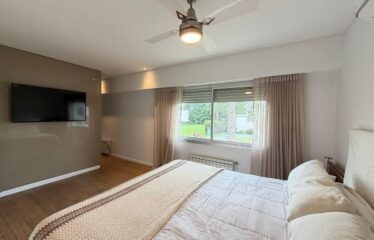 Casa en Miraflores, Funes Hills