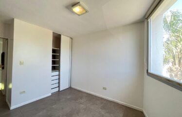Casa en Miraflores, Funes Hills