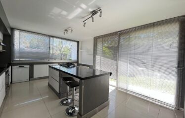 Casa en Miraflores, Funes Hills